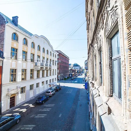 Dzirnavu Center Riga