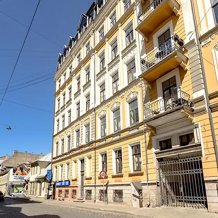 Dzirnavu Center * Riga