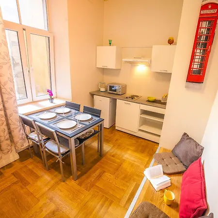 Dzirnavu Center Apartamento Riga